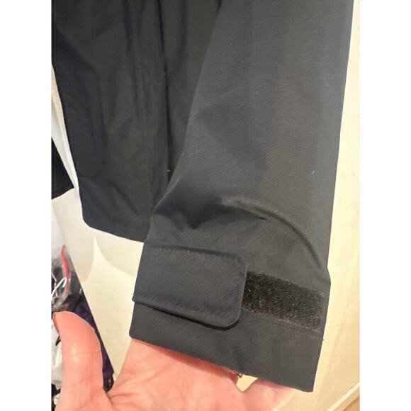 Columbia coat, Women’s size Xsmall, Black - Picture 2 of 8